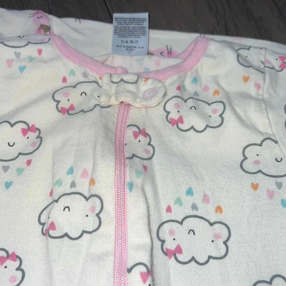 Gerber baby bundle of pajama long sleeve onesies